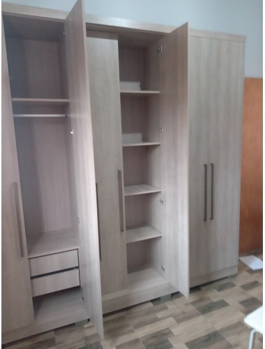 Montagem de Armários de Cozinha 4 Peças