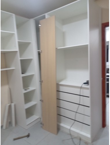 Montagem de Armários de Cozinha 4 Peças